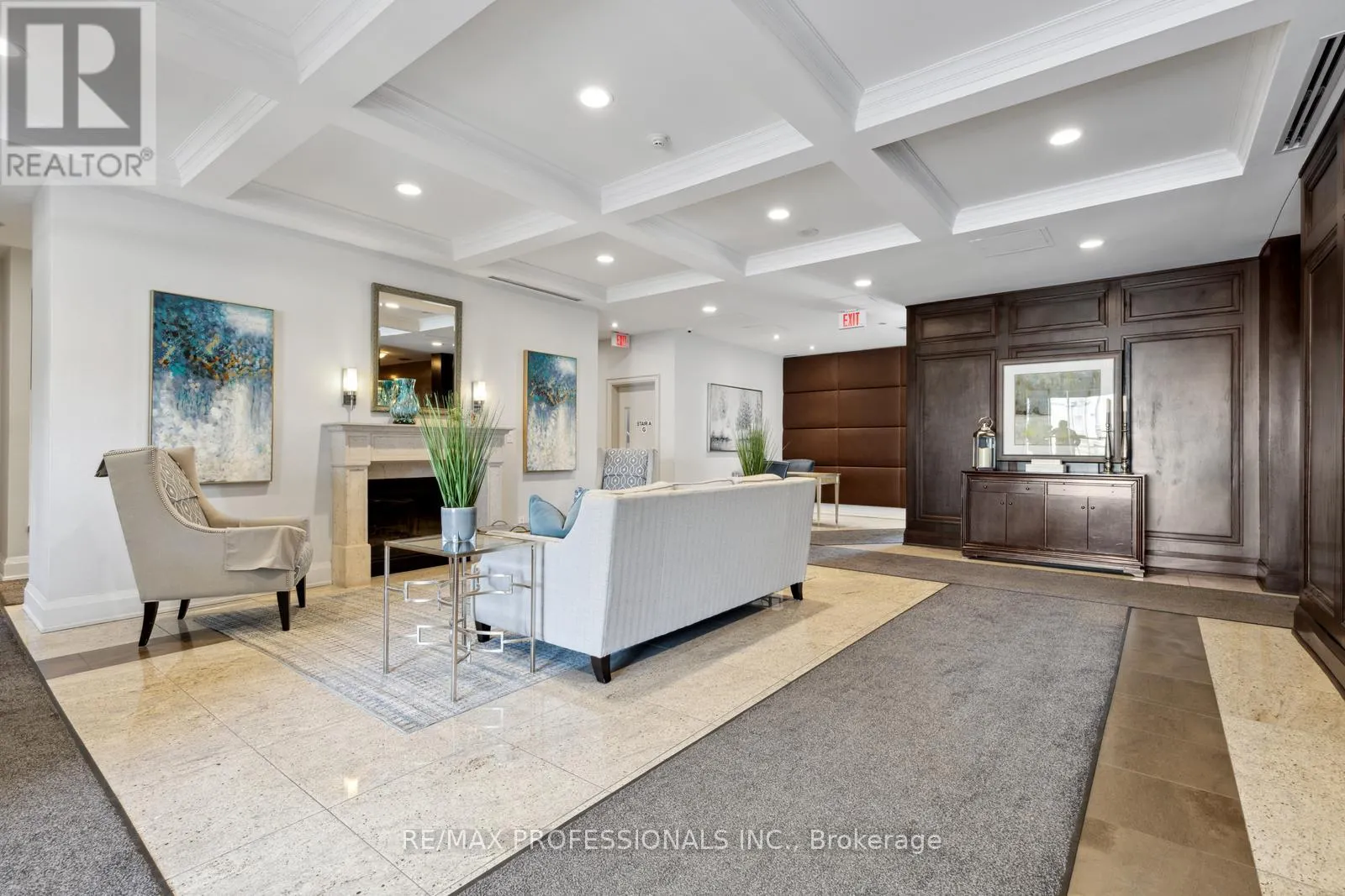 1203 - 1135 ROYAL YORK ROAD