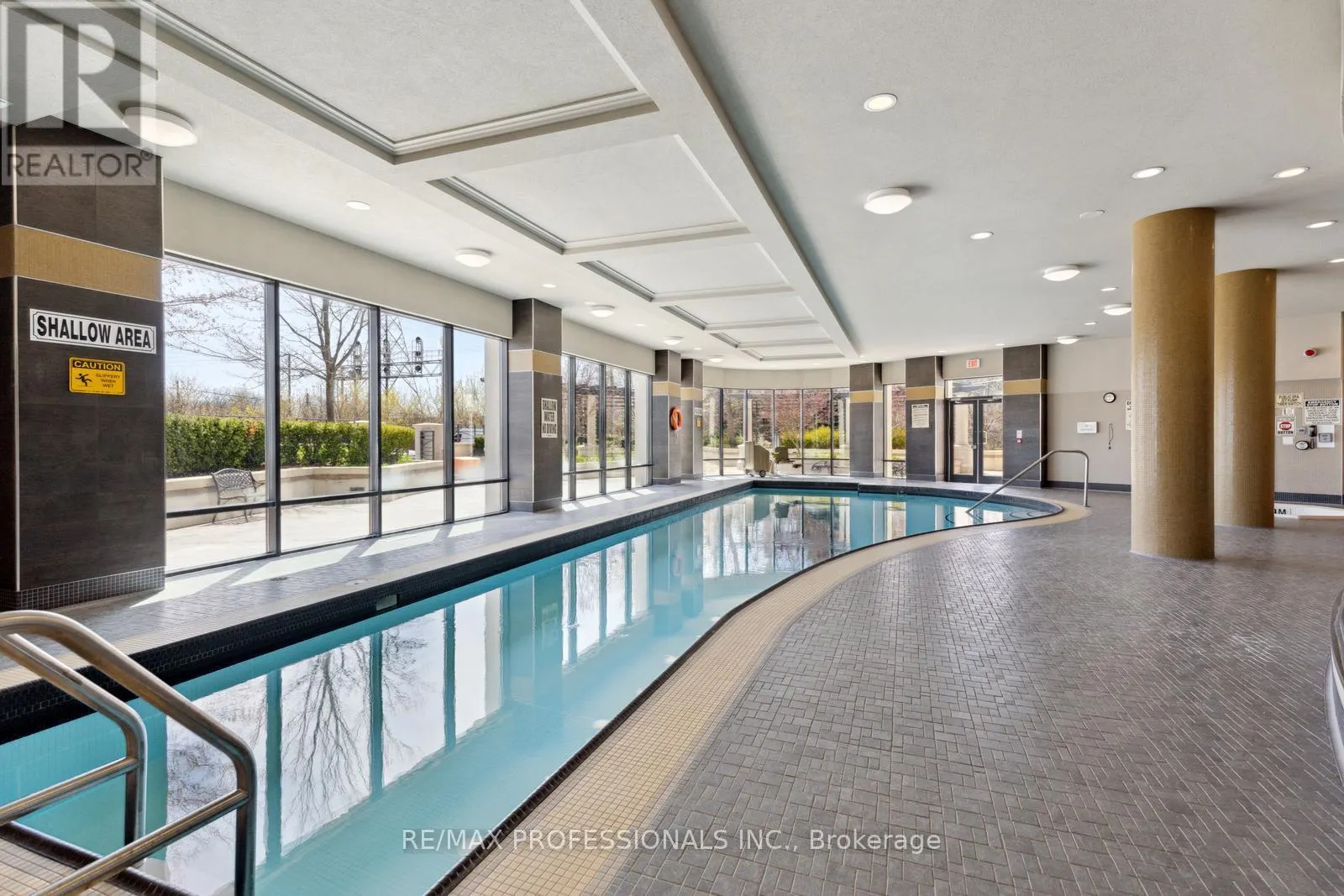 1203 - 1135 ROYAL YORK ROAD