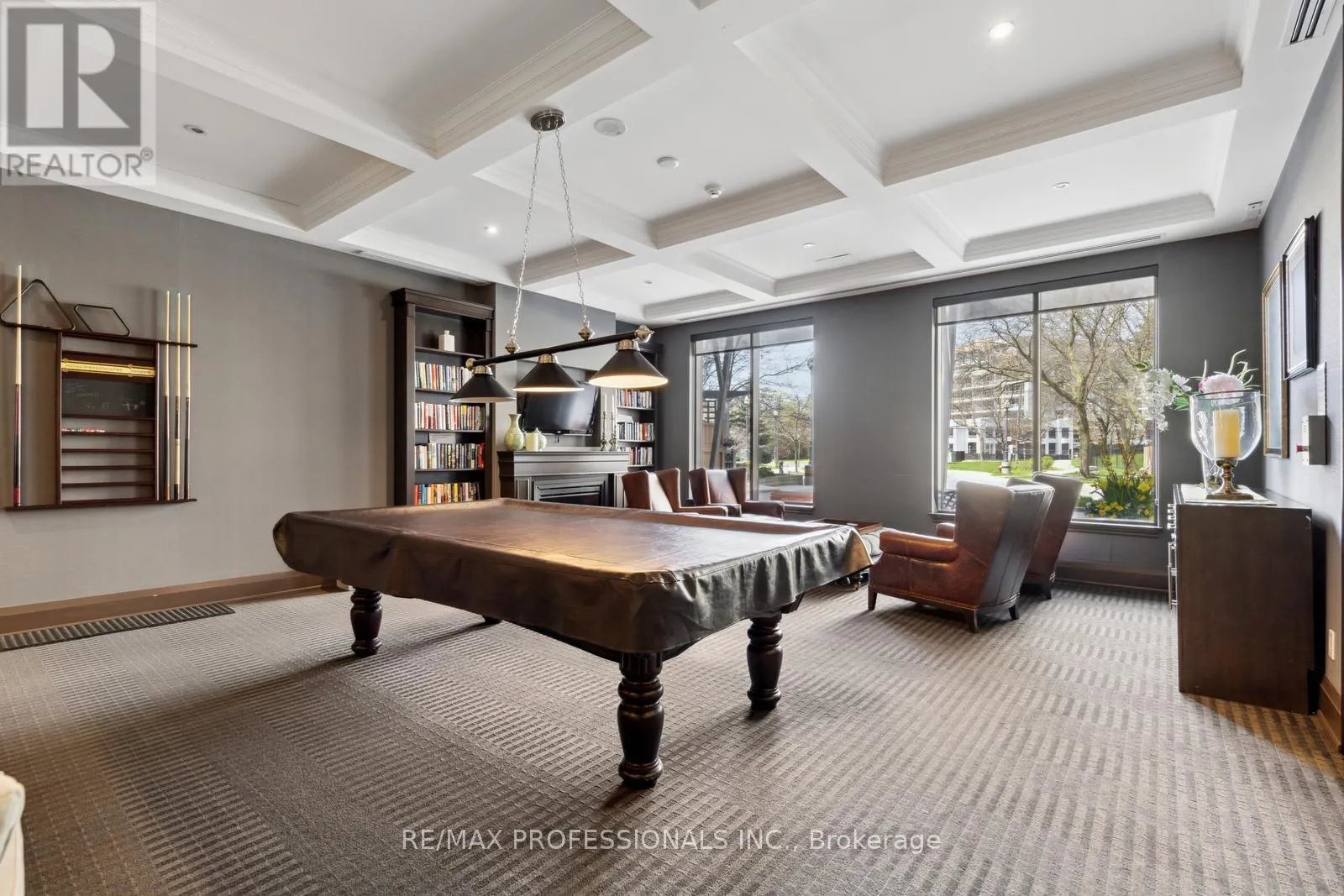 1203 - 1135 ROYAL YORK ROAD