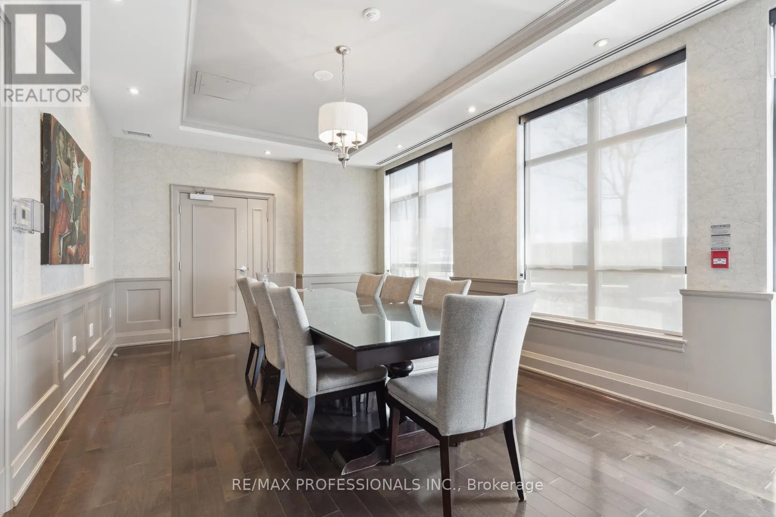 1203 - 1135 ROYAL YORK ROAD