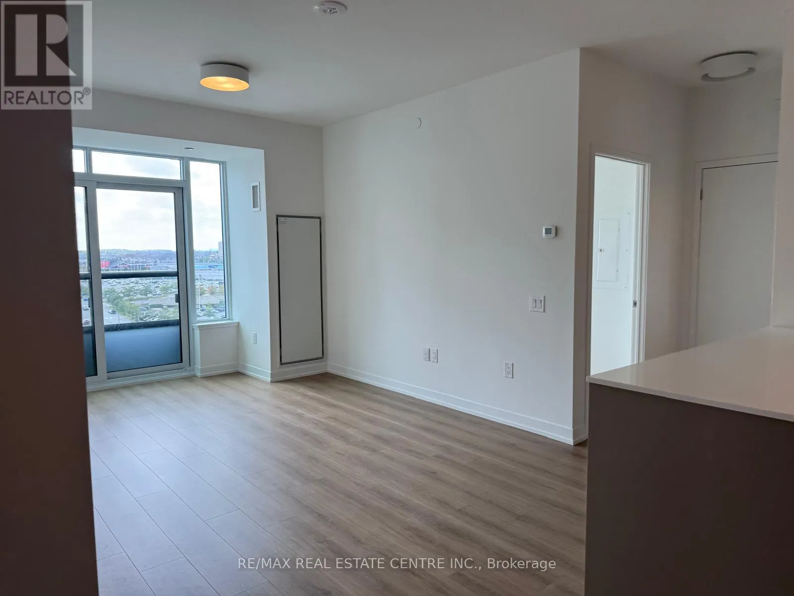 1118 - 2485 EGLINTON AVENUE W