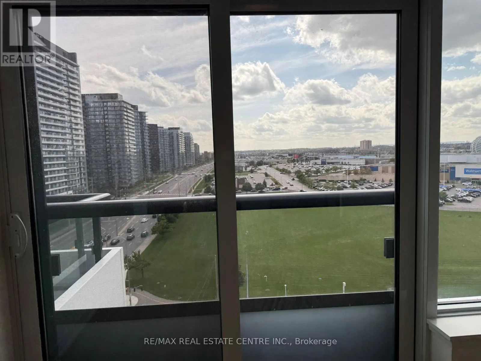 1118 - 2485 EGLINTON AVENUE W
