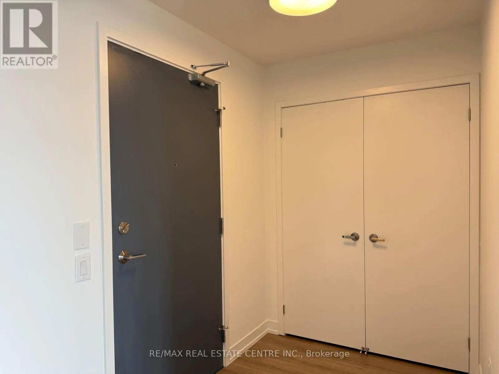 1118 - 2485 EGLINTON AVENUE W