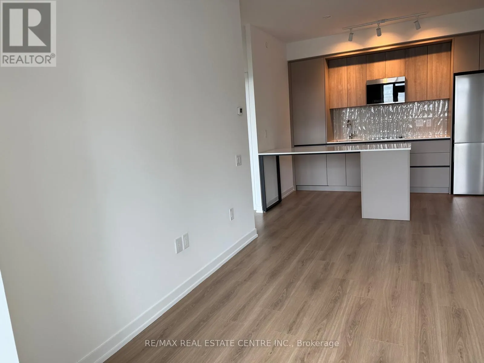 1118 - 2485 EGLINTON AVENUE W