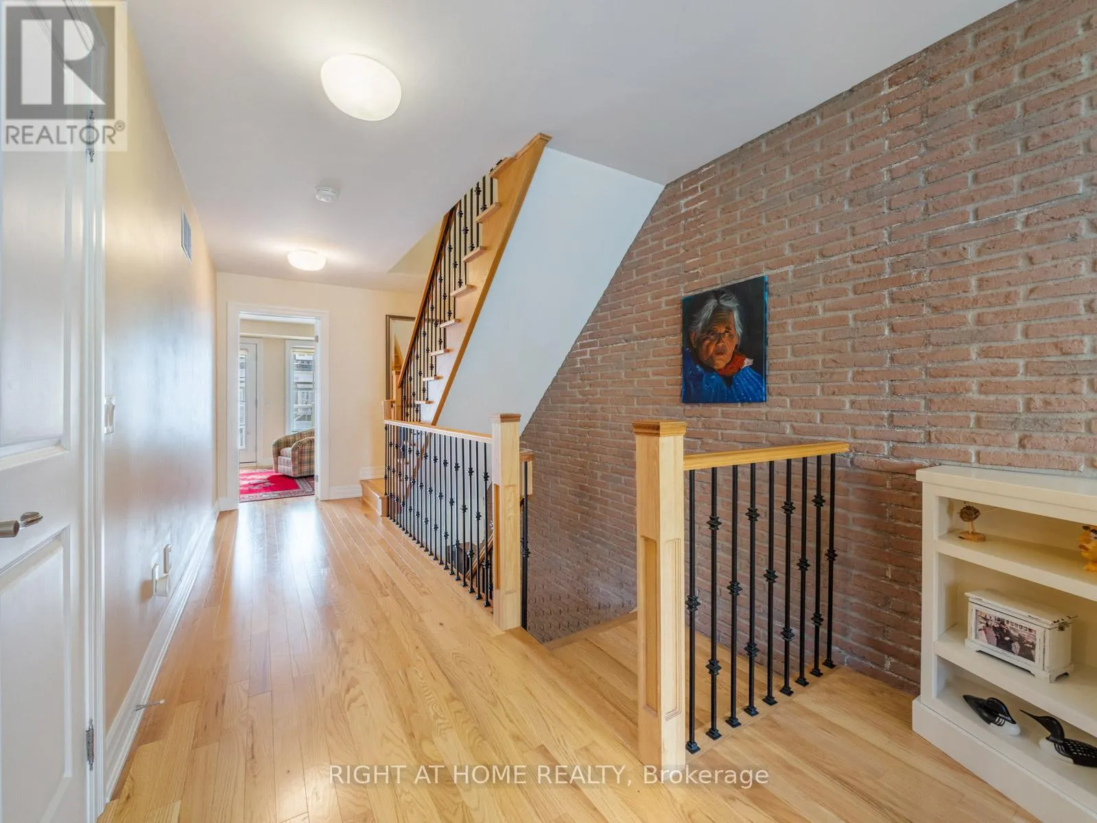 26 - 2369 ONTARIO STREET