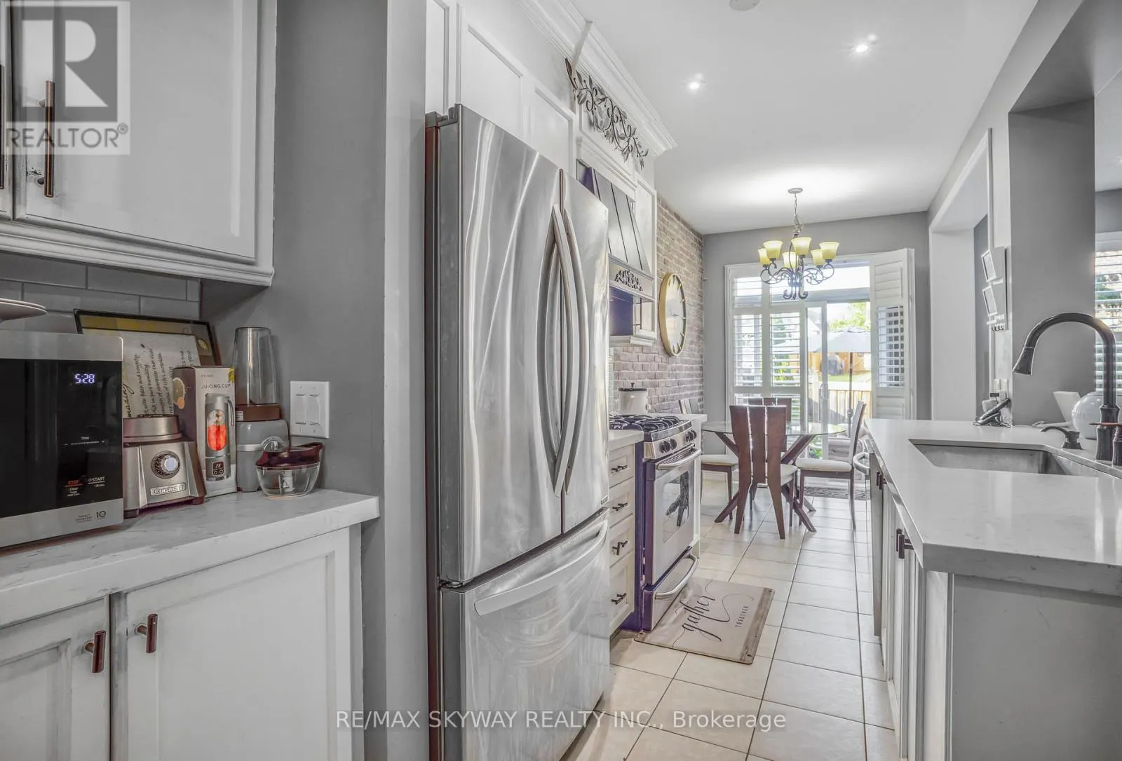 15 TOKARA AVENUE