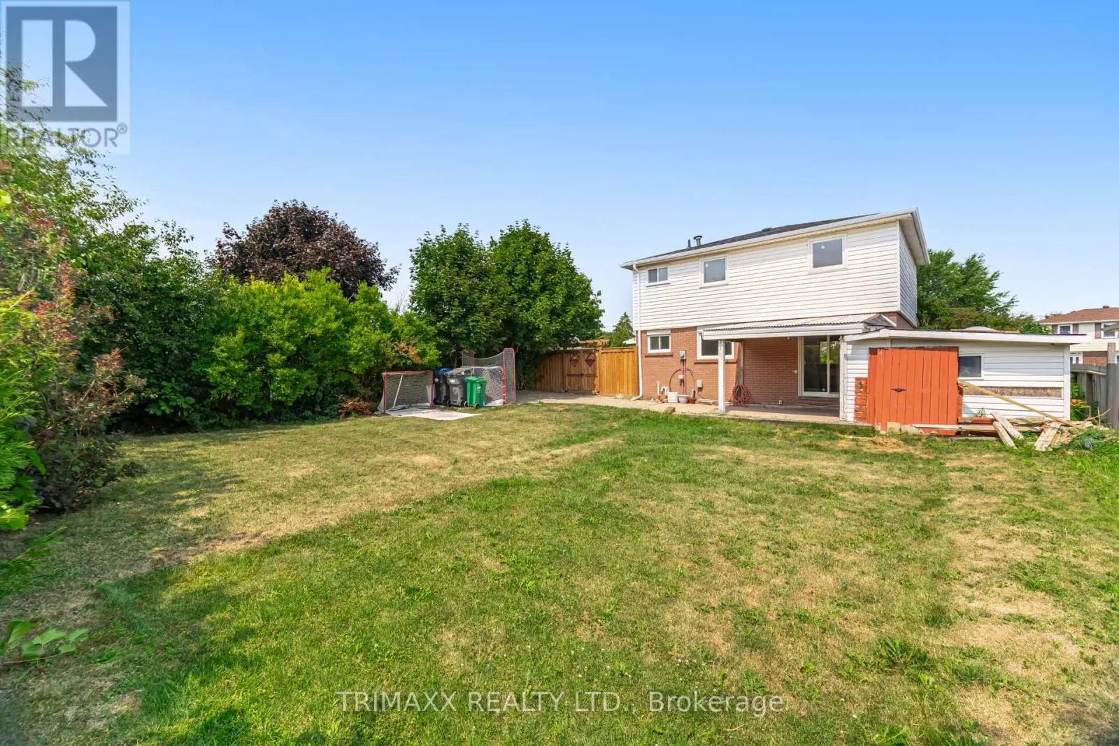 111 FOLKSTONE CRESCENT