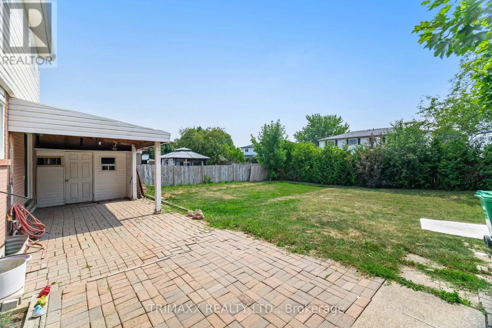 111 FOLKSTONE CRESCENT