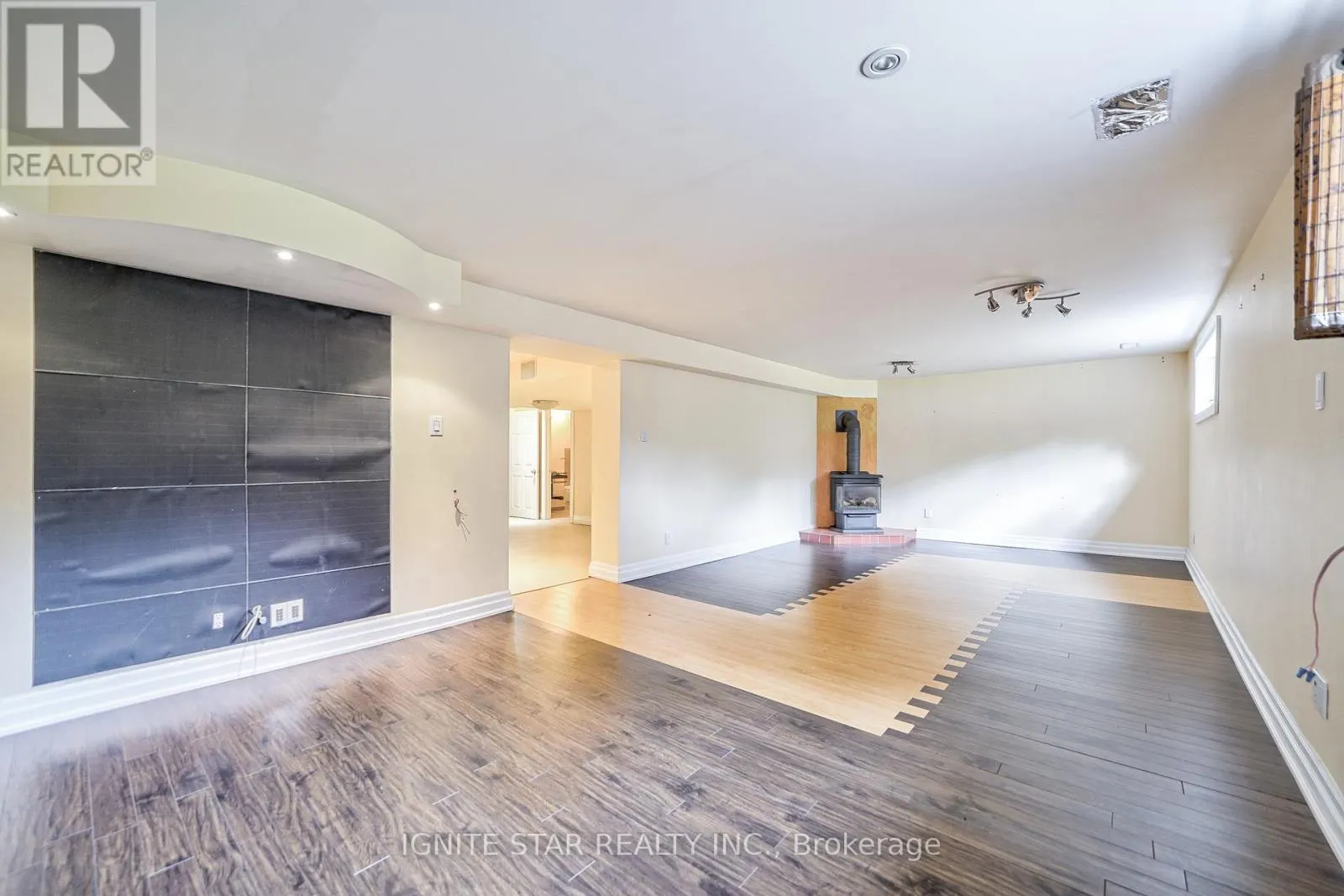 580 ARBOR ROAD