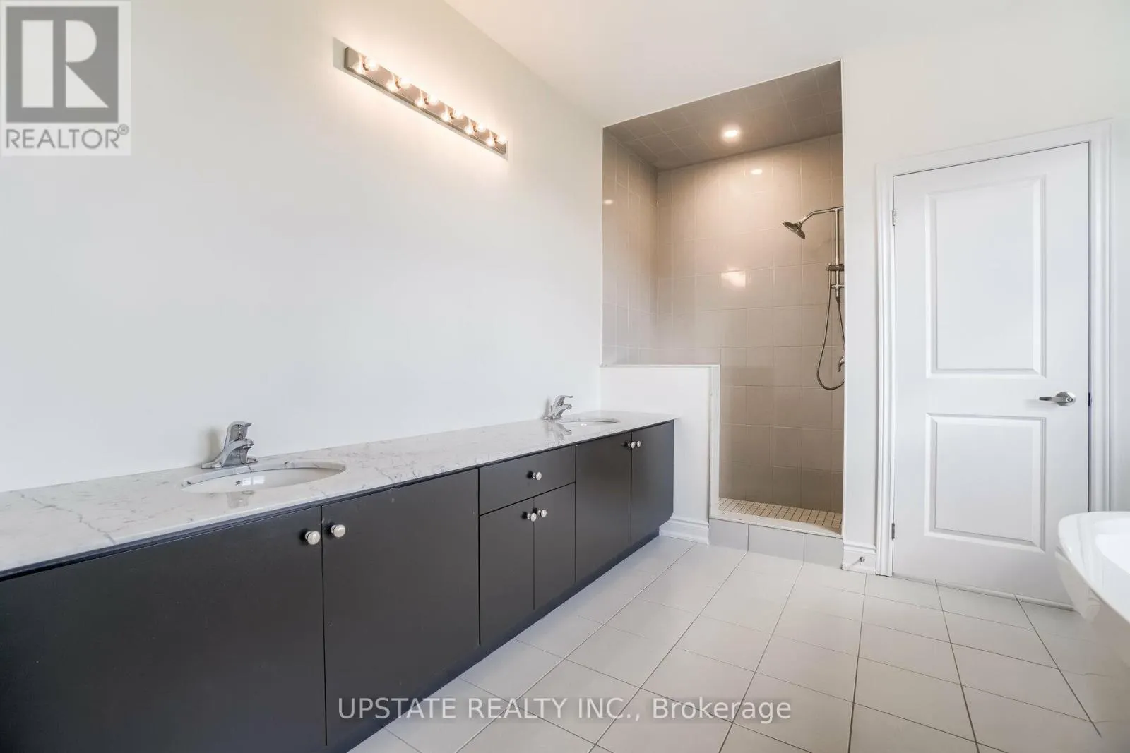 27 VALLEYWAY DRIVE