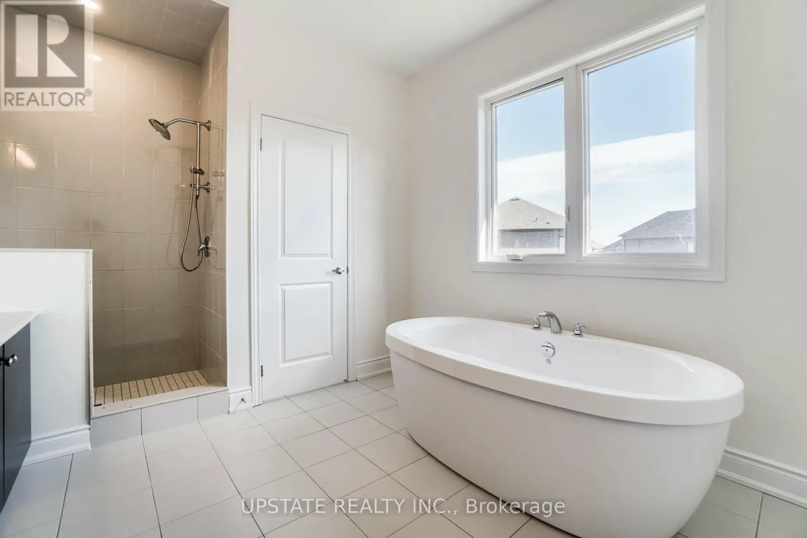 27 VALLEYWAY DRIVE