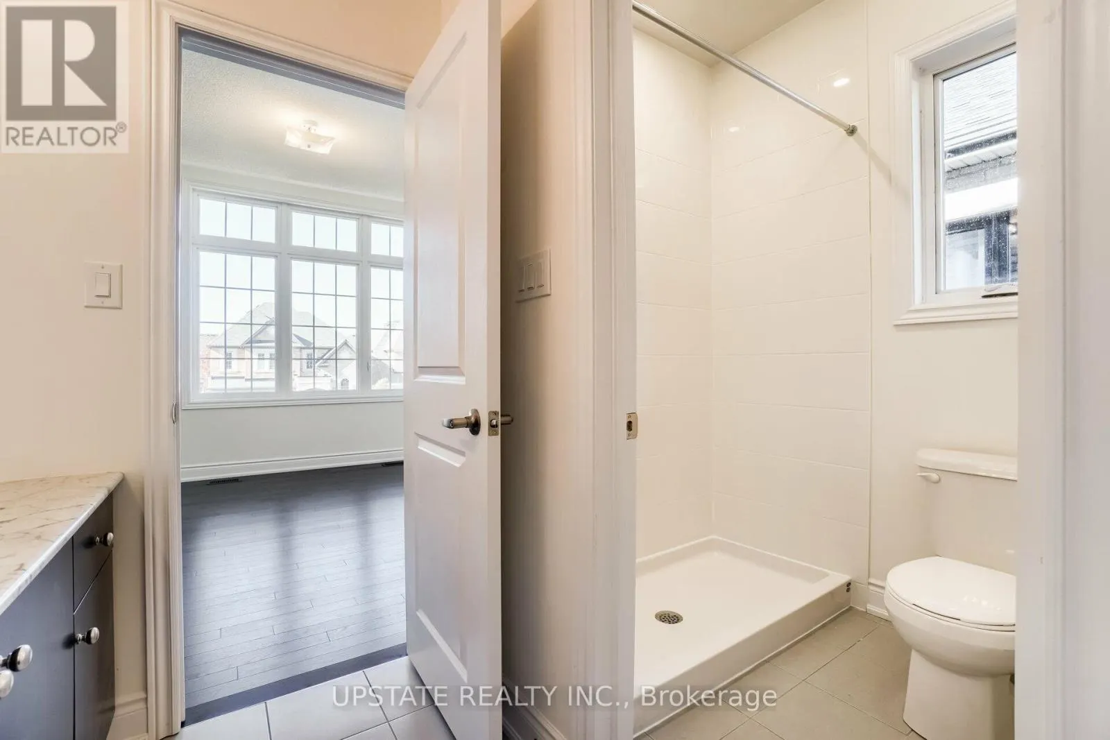 27 VALLEYWAY DRIVE