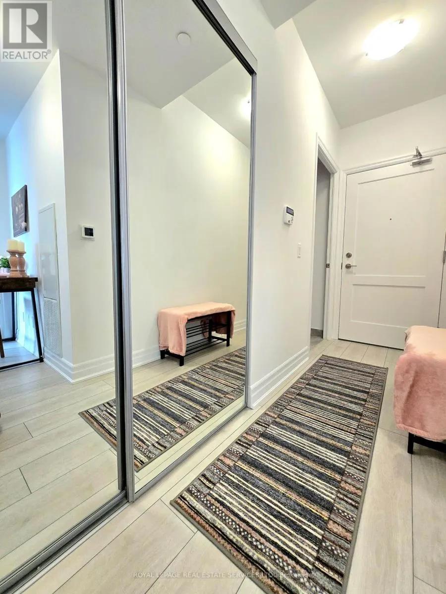1108 - 30 ELM DRIVE W