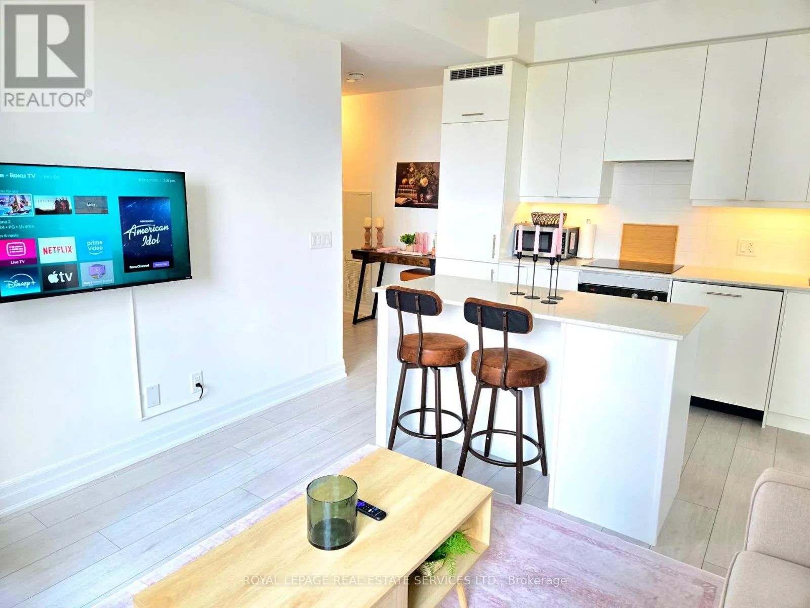 1108 - 30 ELM DRIVE W