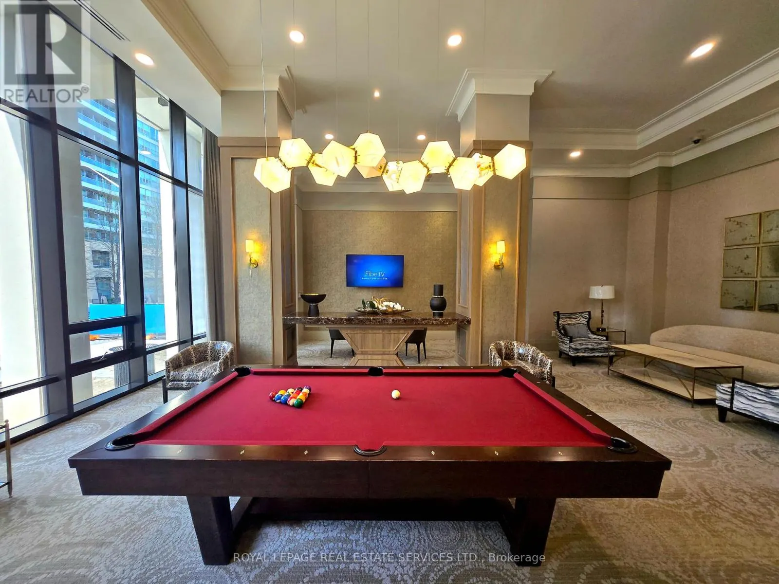 1108 - 30 ELM DRIVE W