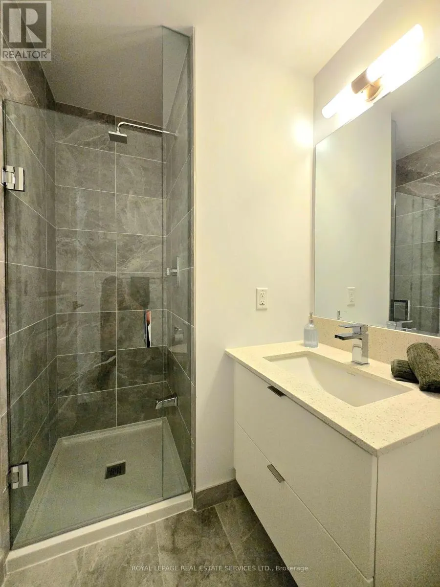 1108 - 30 ELM DRIVE W