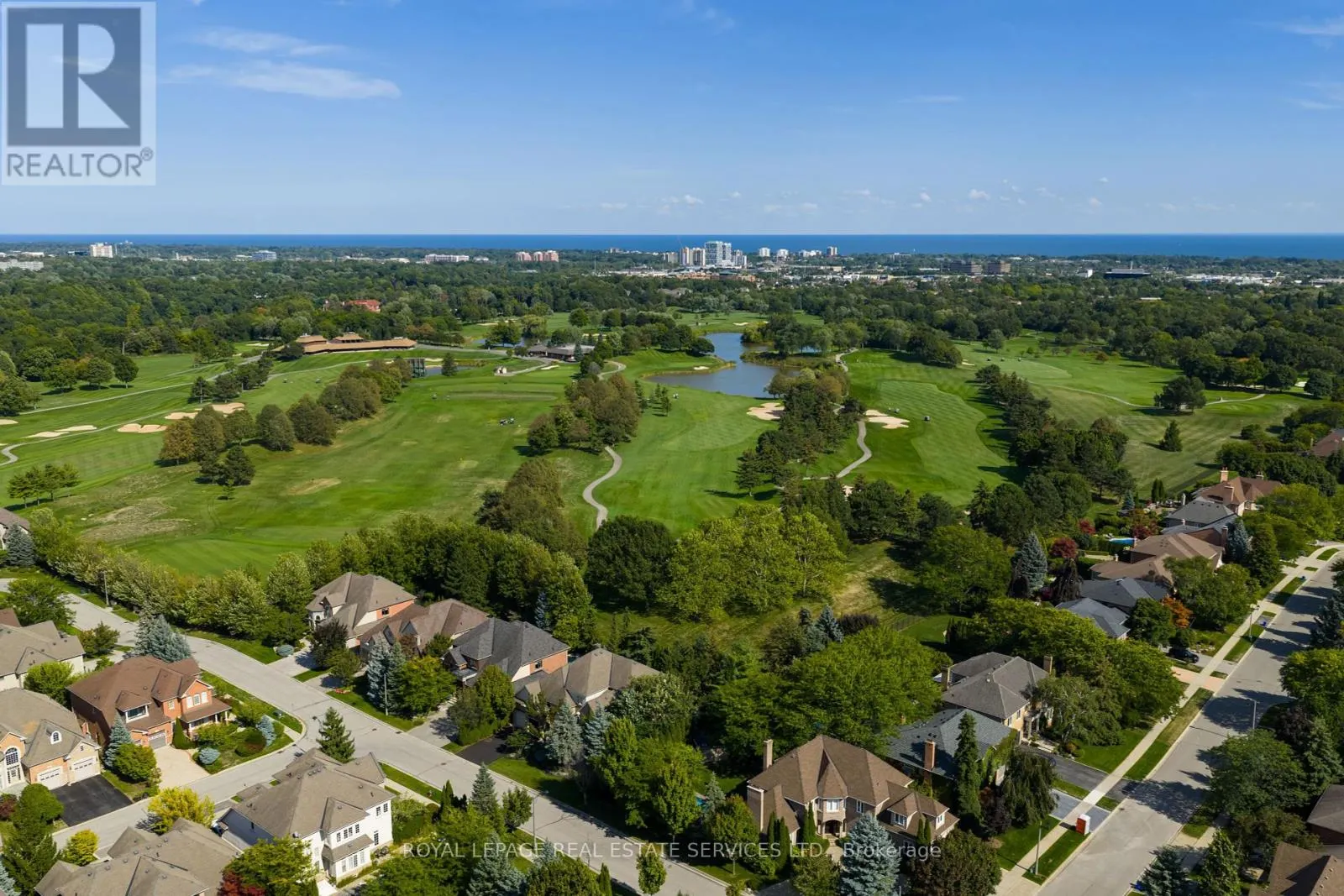 1483 THE LINKS DRIVE