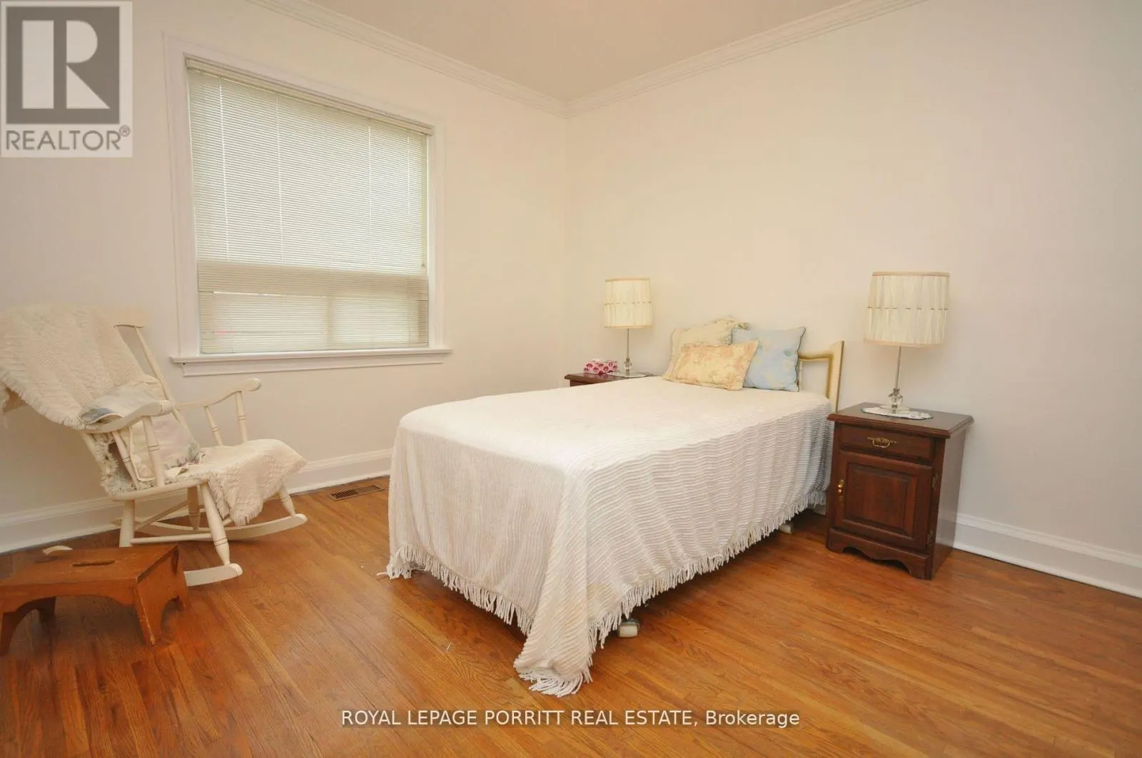 42 ECKER DRIVE