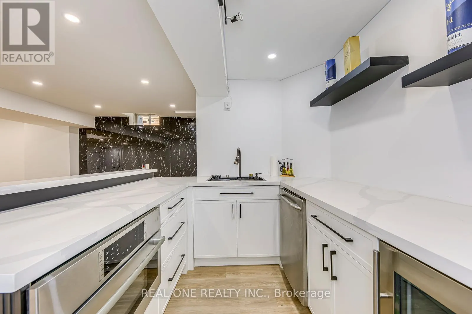 2240 PINE GLEN ROAD