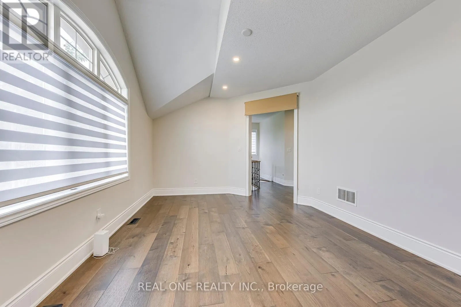 2240 PINE GLEN ROAD