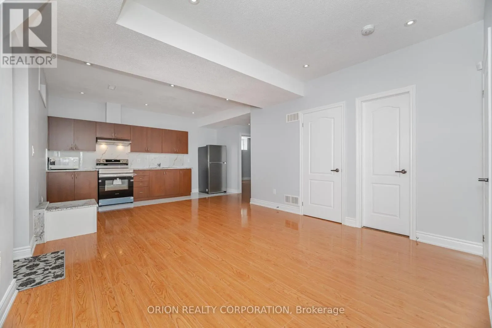 802 MILTONBROOK CRESCENT