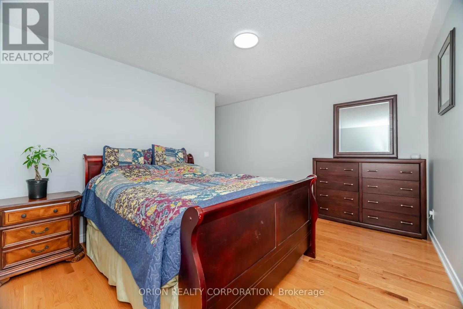 802 MILTONBROOK CRESCENT