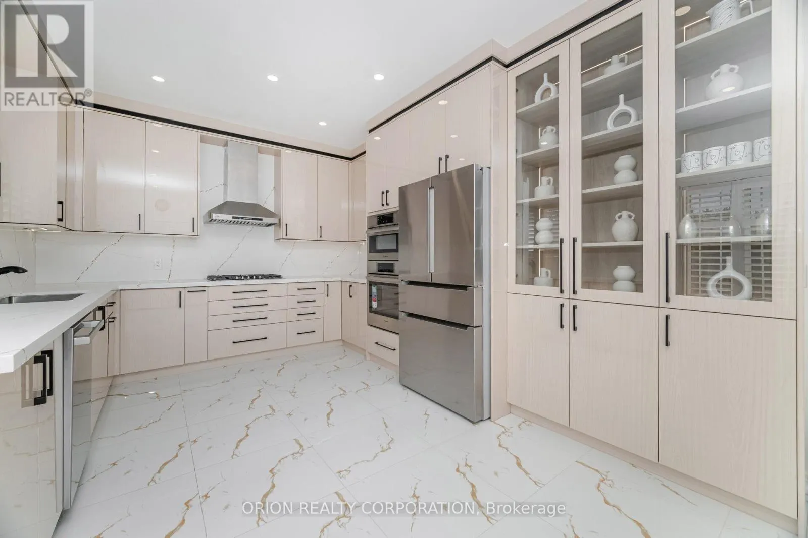 802 MILTONBROOK CRESCENT