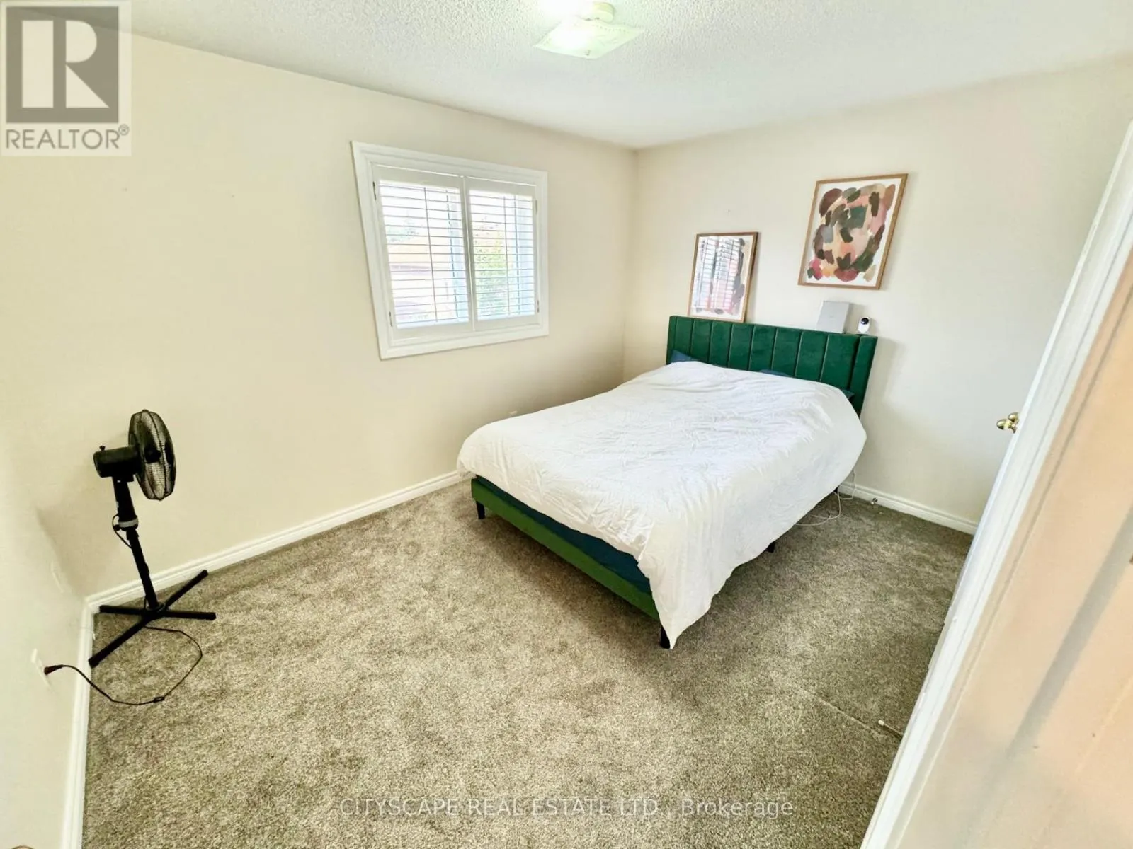 533 LEATHERLEAF DRIVE