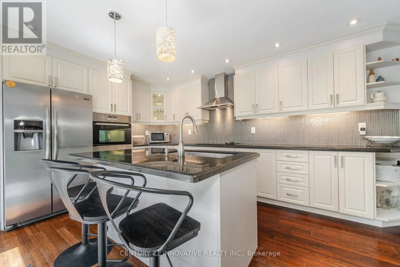 37 MASSEY STREET