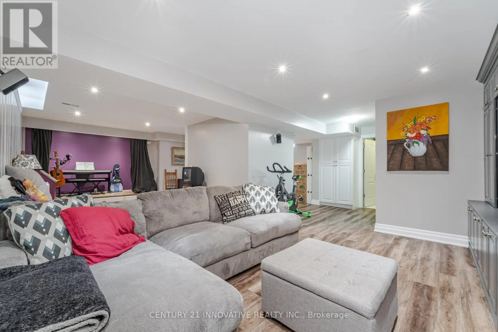 37 MASSEY STREET