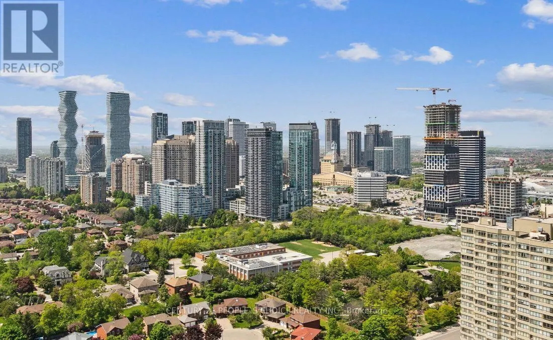 1102 - 30 ELM DRIVE W