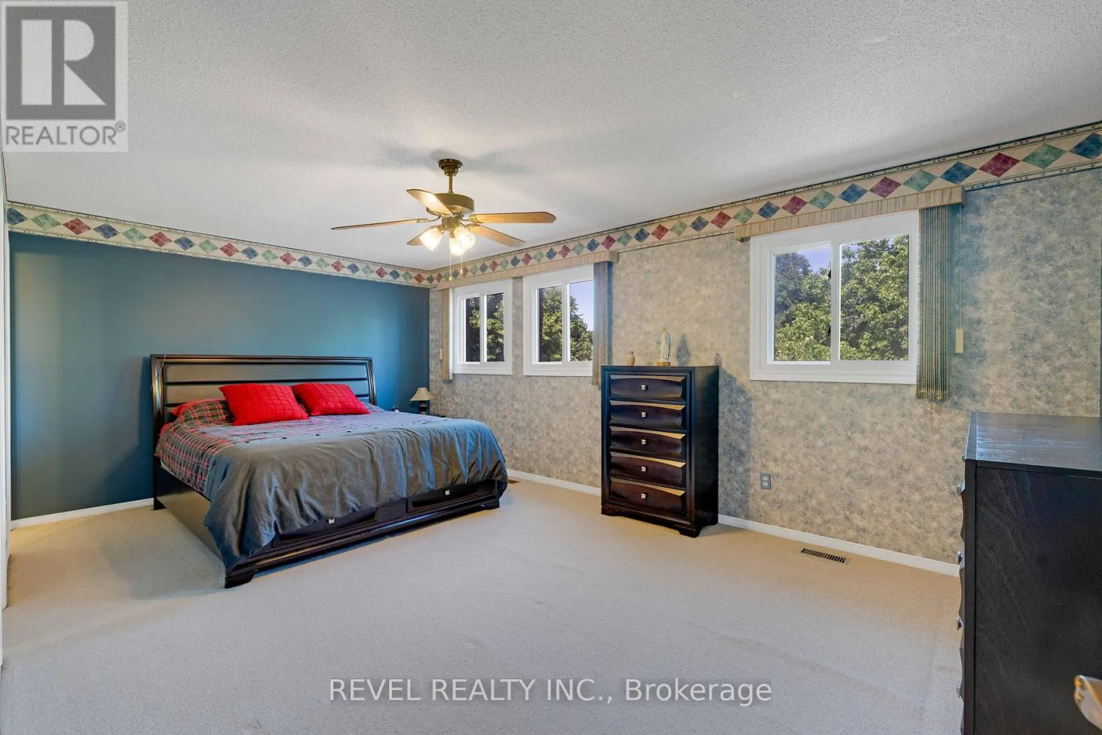 42 DEER VALLEY DRIVE