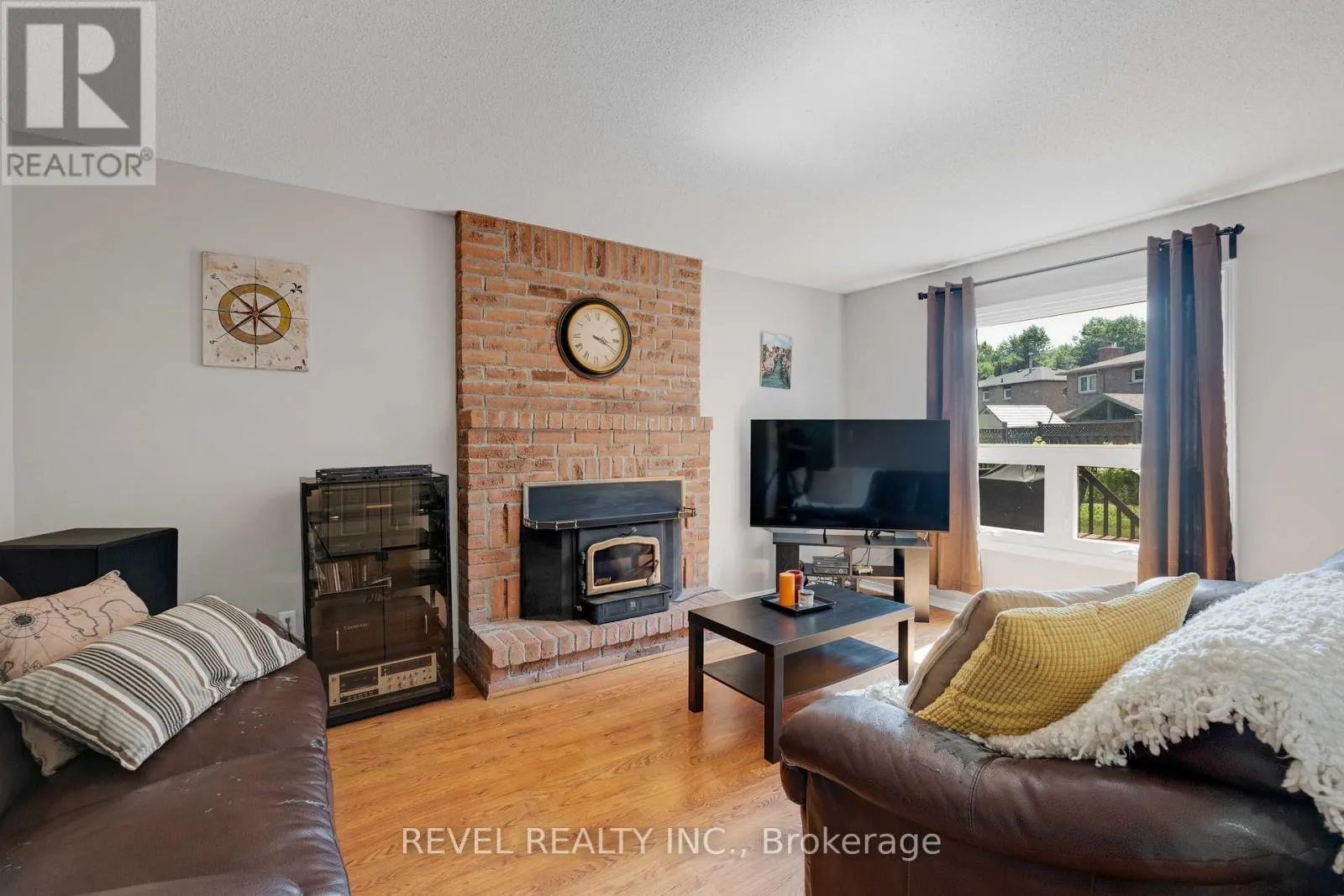 42 DEER VALLEY DRIVE