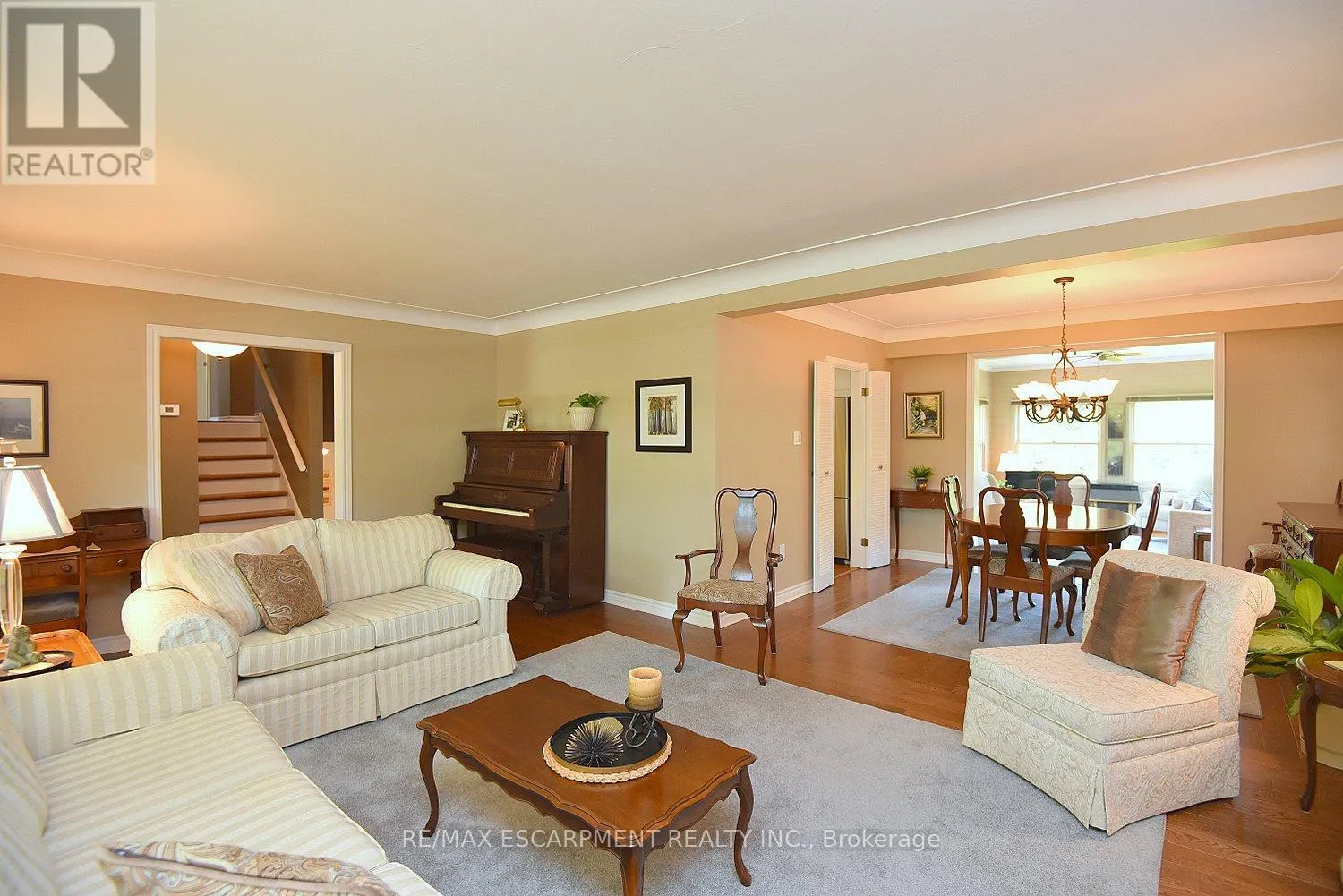 219 STRATHCONA DRIVE
