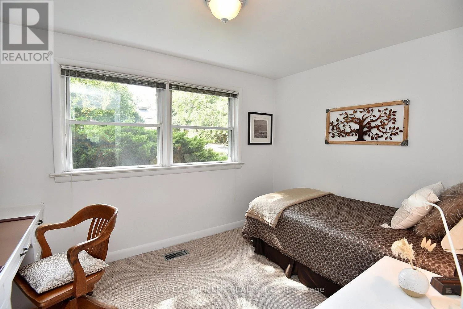 219 STRATHCONA DRIVE