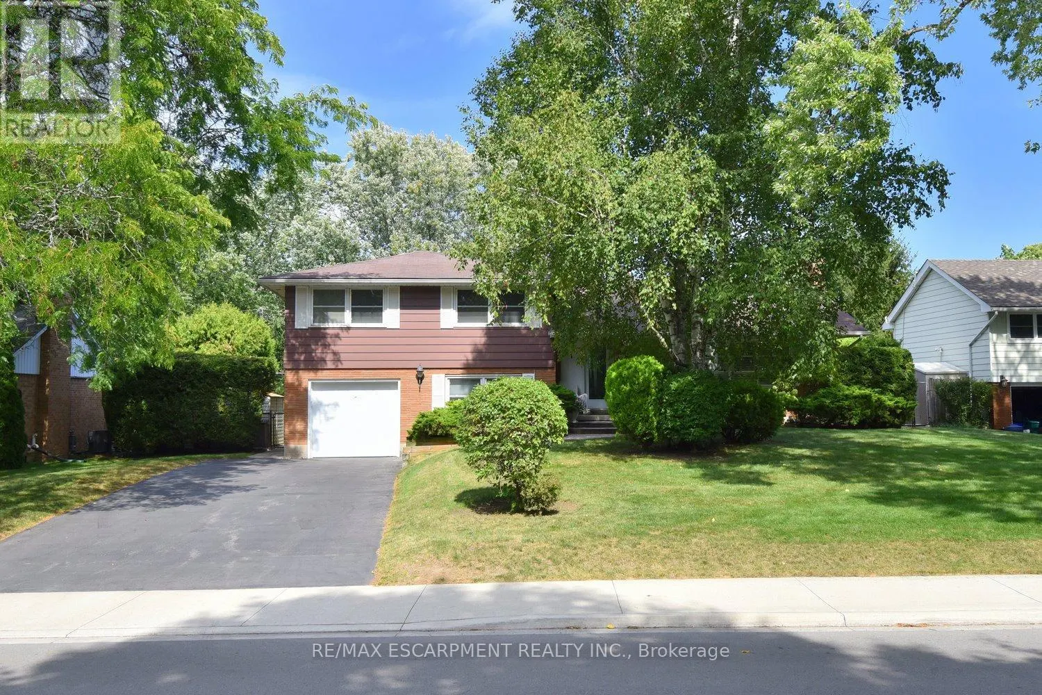 219 STRATHCONA DRIVE