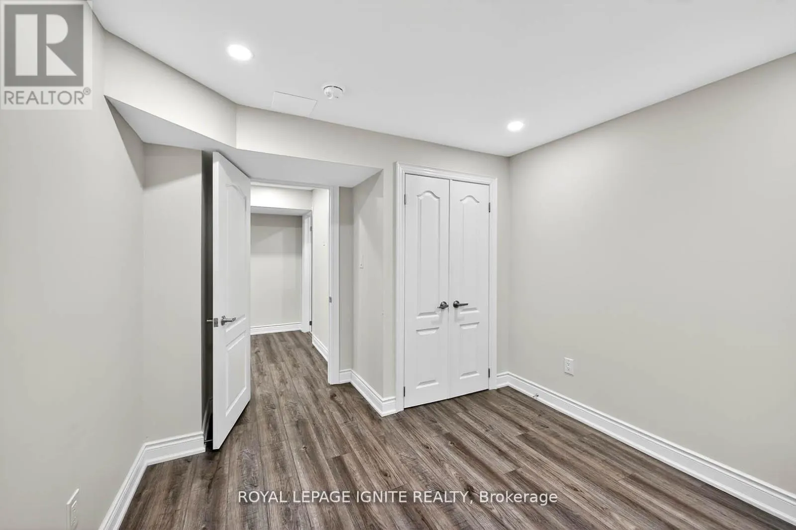 24 MICARTA AVENUE