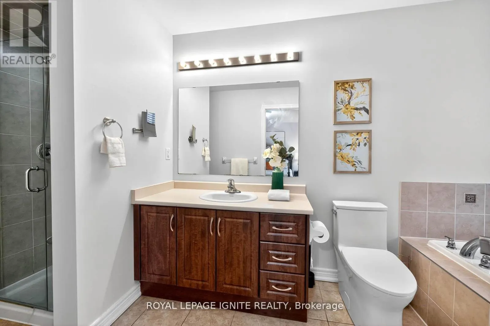 24 MICARTA AVENUE