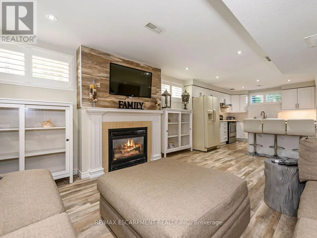 2026 WATERBRIDGE DRIVE
