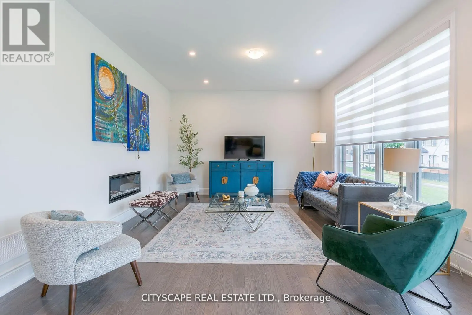 2405 IRENE CRESCENT