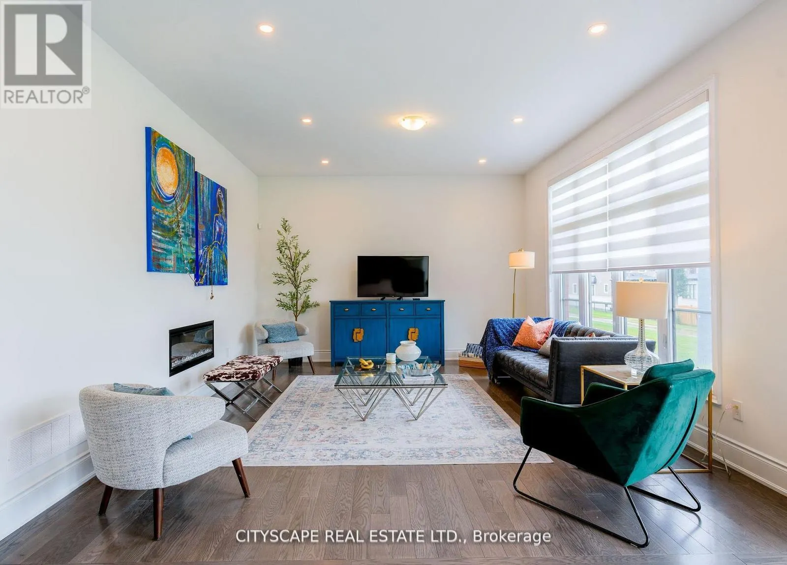 2405 IRENE CRESCENT