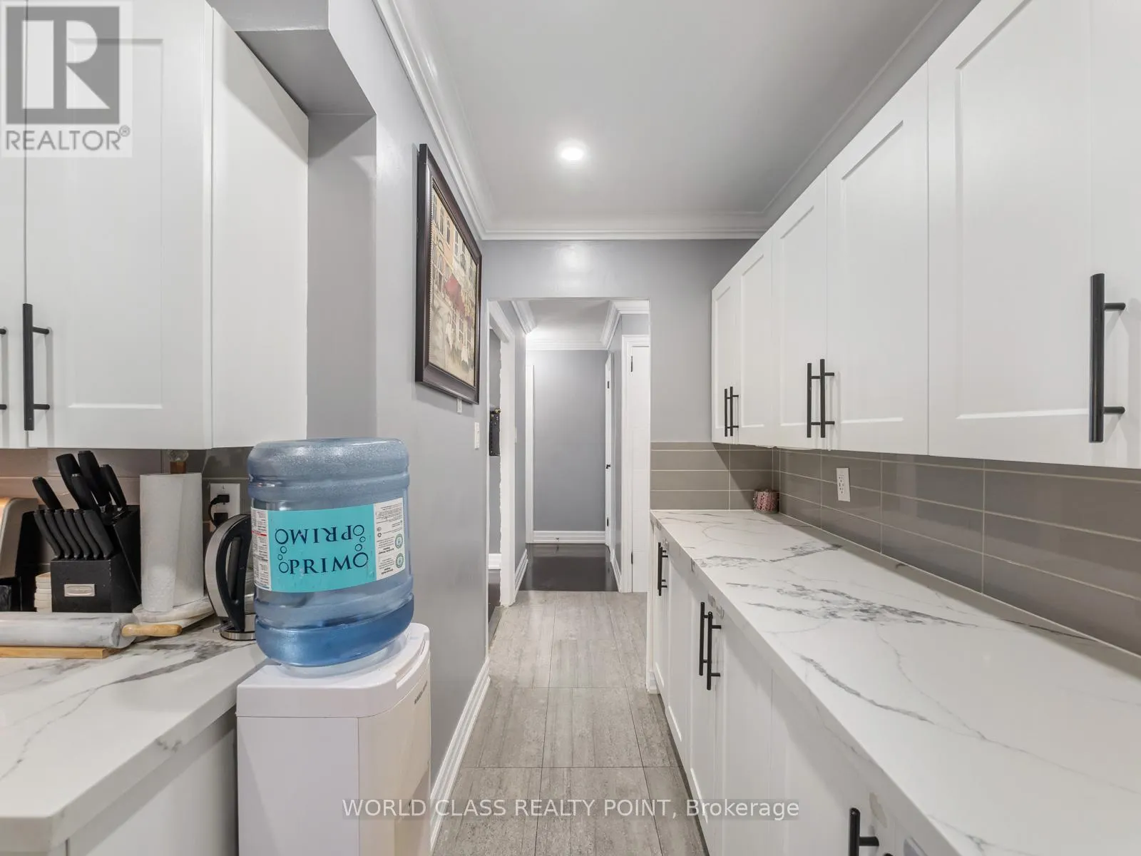 2511 - 85 EMMETT AVENUE