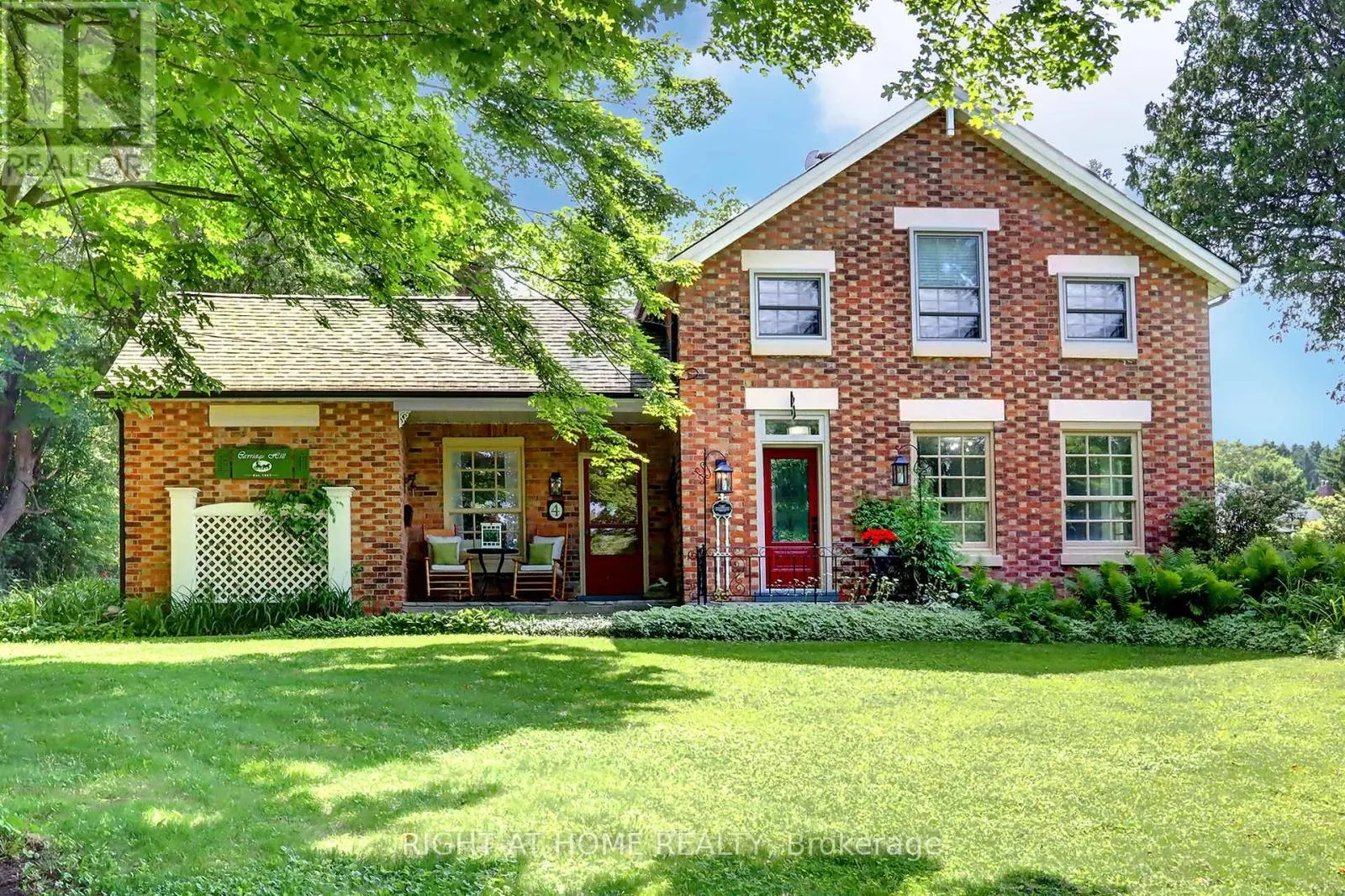 4 STEWARTTOWN ROAD