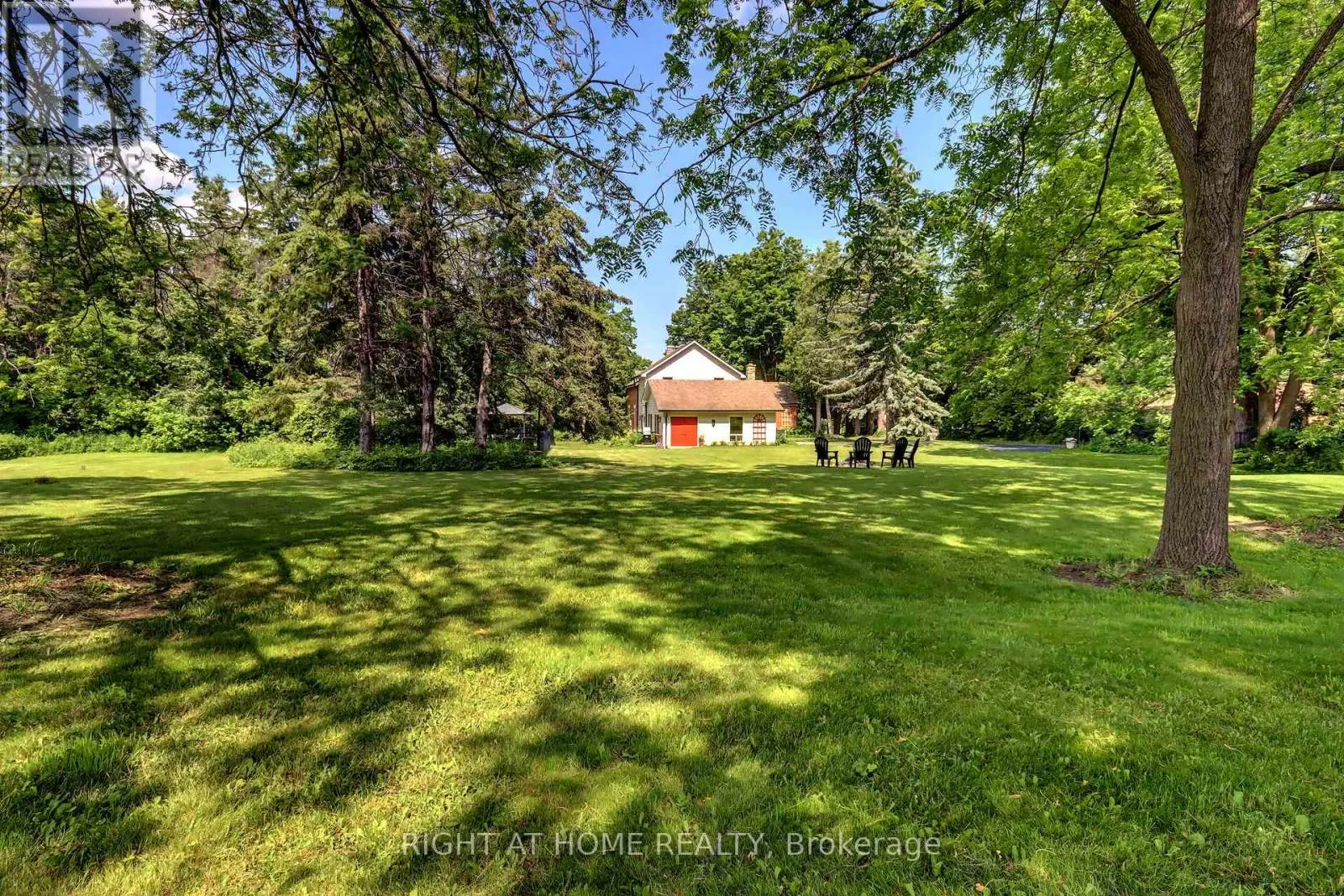 4 STEWARTTOWN ROAD