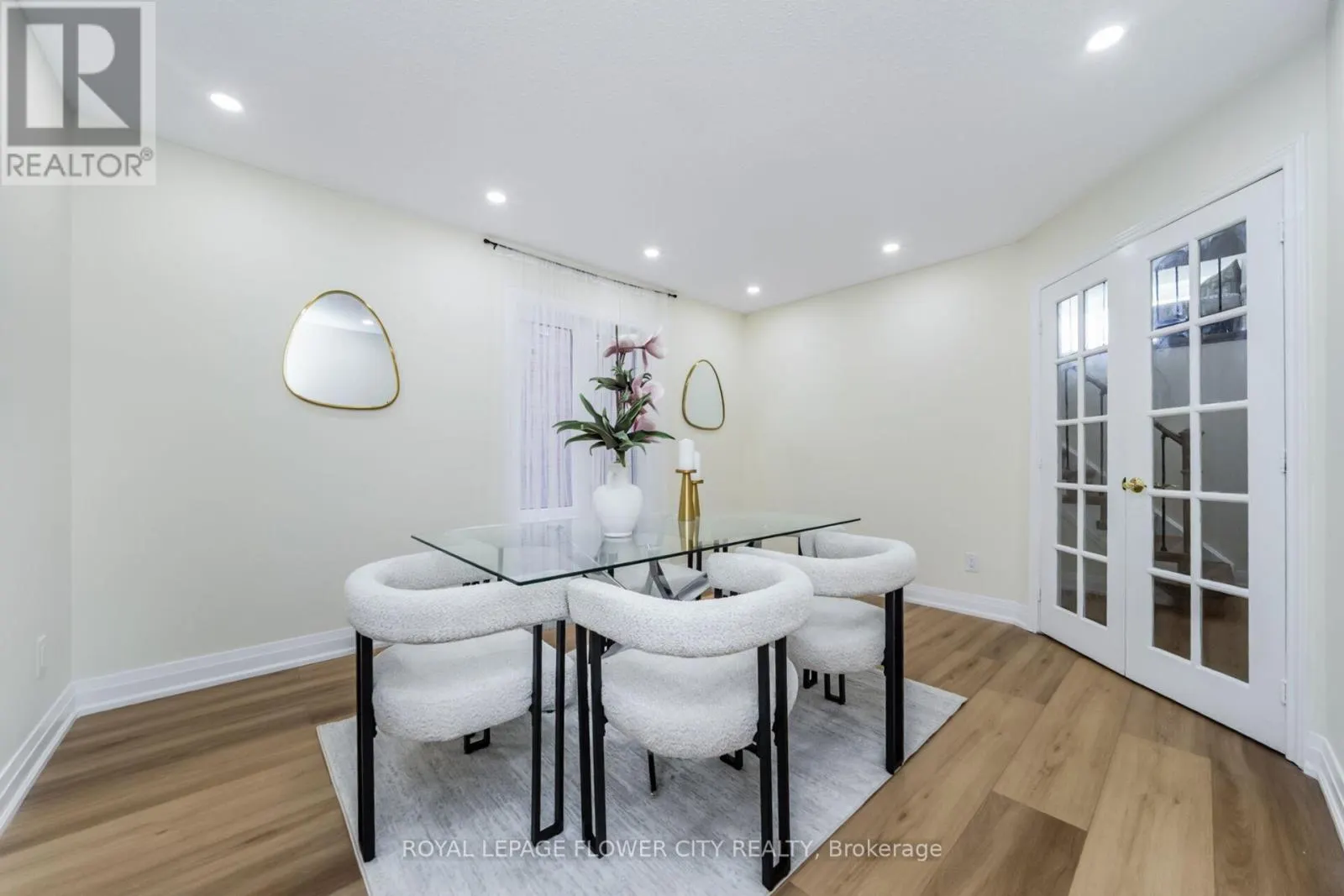 4 NATALIE COURT E