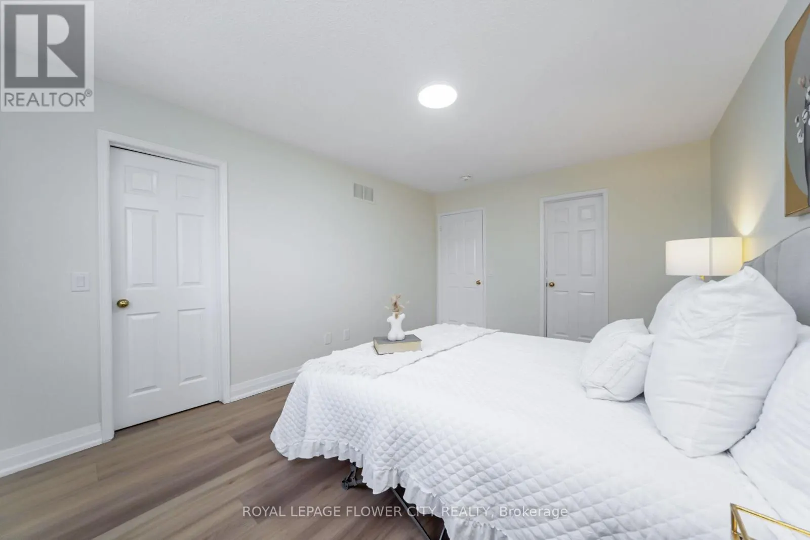4 NATALIE COURT E