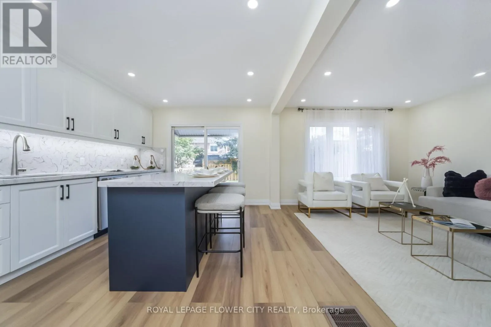 4 NATALIE COURT E