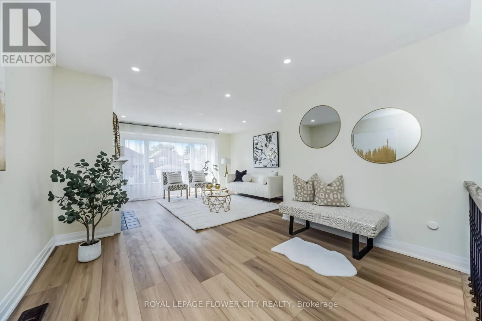 4 NATALIE COURT E