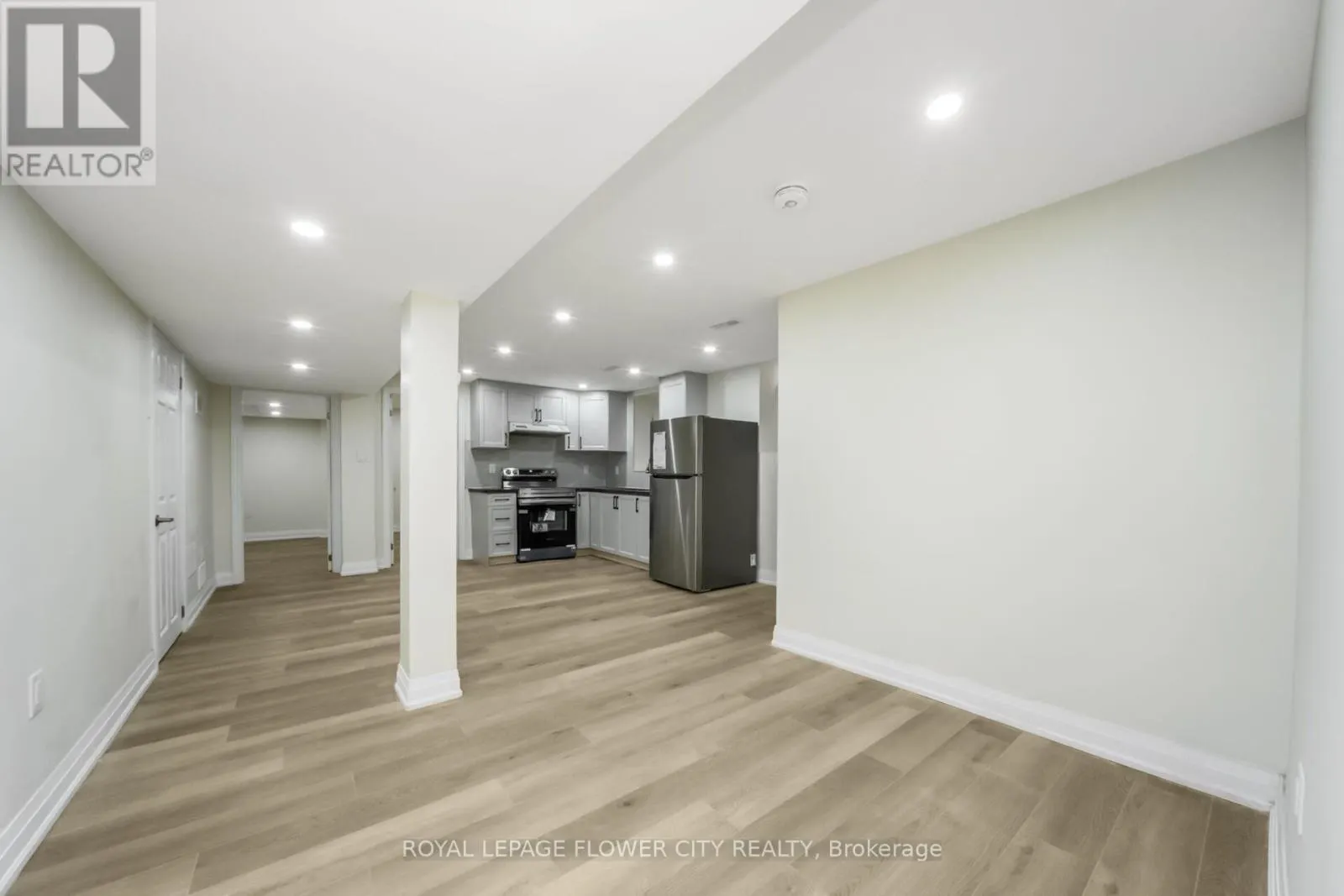 4 NATALIE COURT E