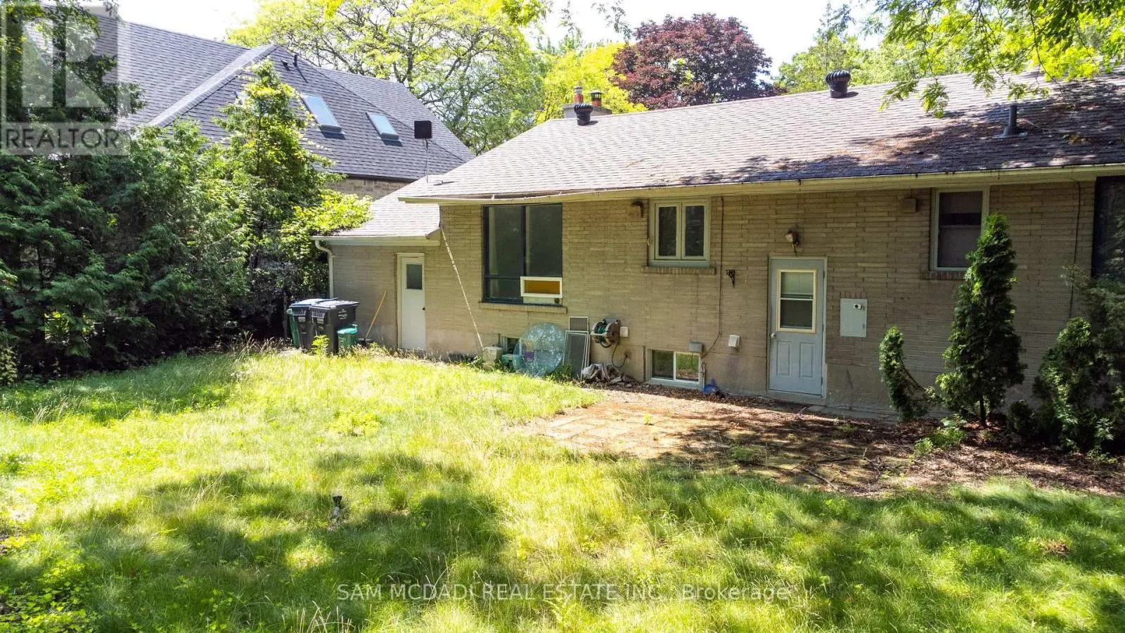 1302 MARTLEY DRIVE